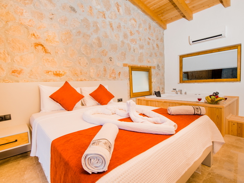  gece  -  Kasım
  | Kalkan Ulugöl Lüks Villa (6 Kişilik, Doğa Manzaralı, Hamam, Saunalı)